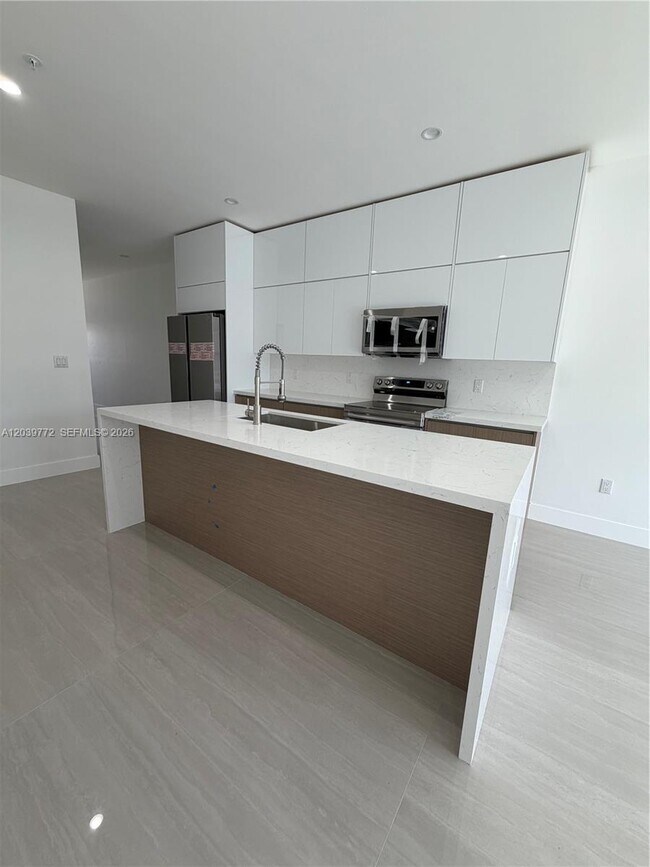 Foto del edificio - 9708 NW 26th Ave