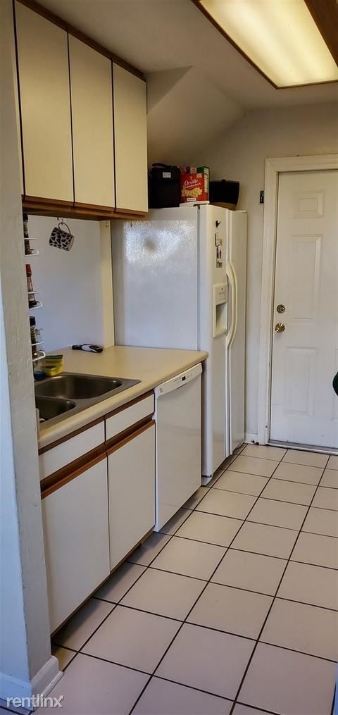 Building Photo - 2 br, 2 bath  - 812 W Carolina St Apt 8