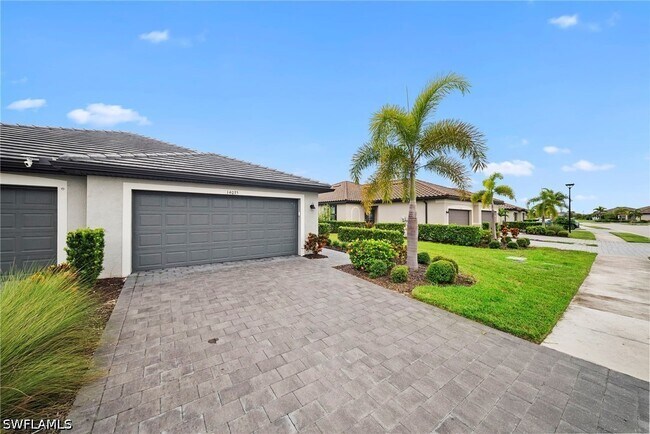 Foto del edificio - 14035 Pine Lodge Ln