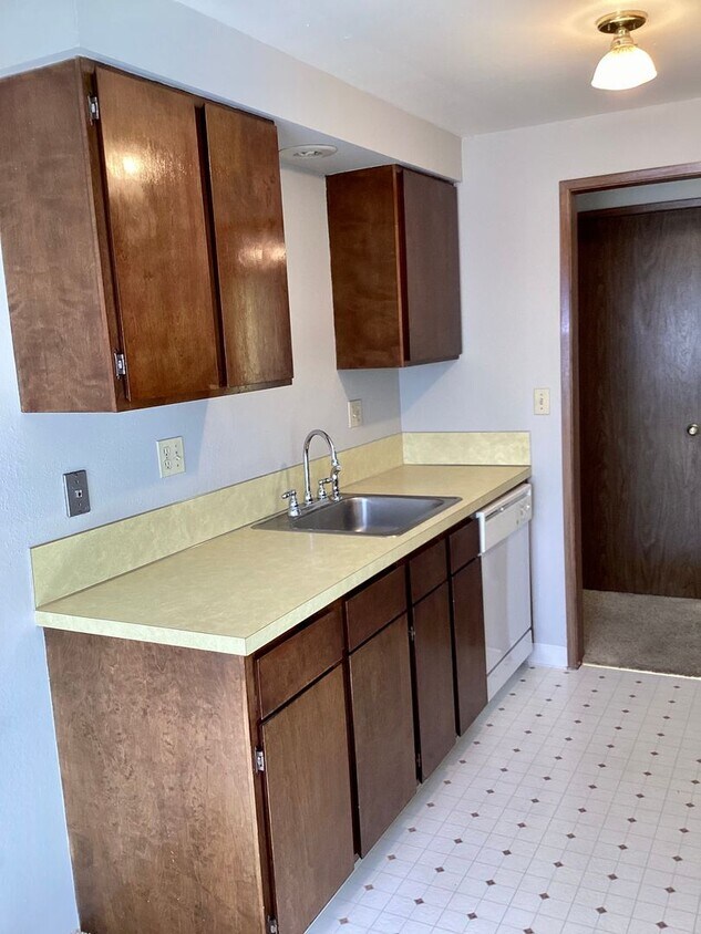 Primary Photo - Cute 2 bed 1 bath apartment in nice neighb...