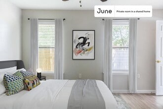 Building Photo - Room in Shared 3 bed/2 bath home