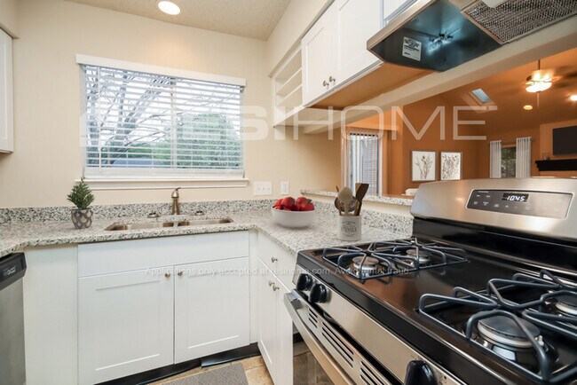 Building Photo - 6402 Wild River Dr