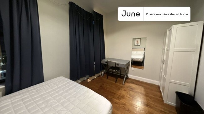 Building Photo - Room in Shared 4 bed/1 bath home