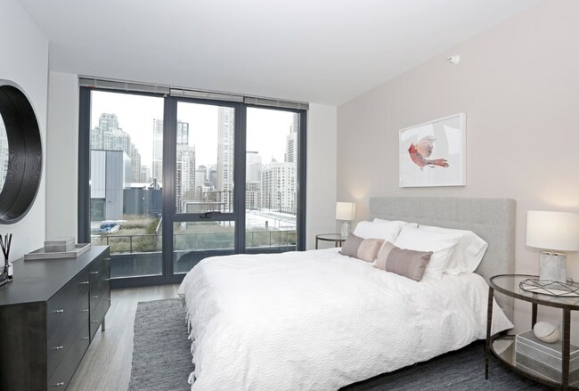 Foto del edificio - 635 N Wells St