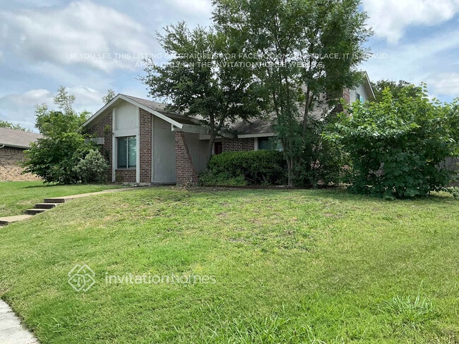 Building Photo - 1716 Delaford Pl