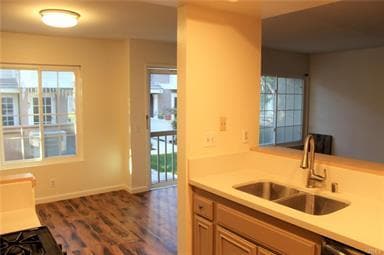 Photo - 28 Christamon S (Irvine, CA) Townhome