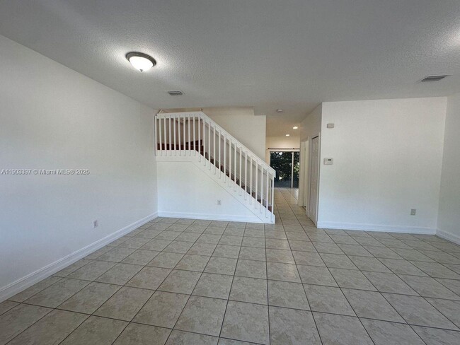 Foto del edificio - 1712 SE 31st Ct