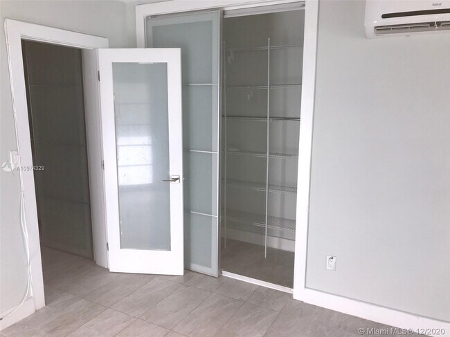 Foto del edificio - 655 Lenox Ave