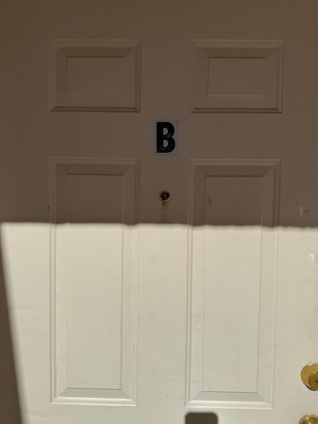 Building Photo - 1113 Meadowlark Way SE