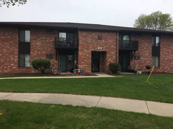 Primary Photo - 119 E Mitchell Ave