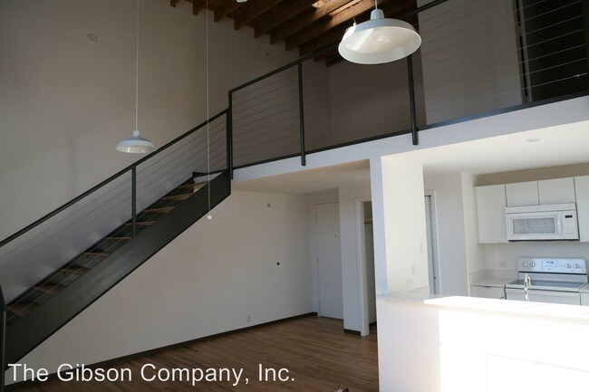 Building Photo - 4130 Commerce St