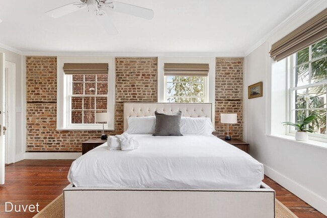 Building Photo - 2 br, 2.5 bath House - 22 Wentworth Street
