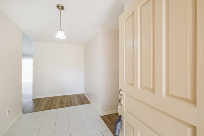 Foto del edificio - 2815 Arrowhead Dr