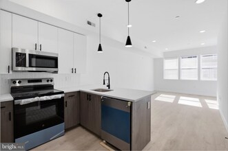 Building Photo - 2326 N 16th St