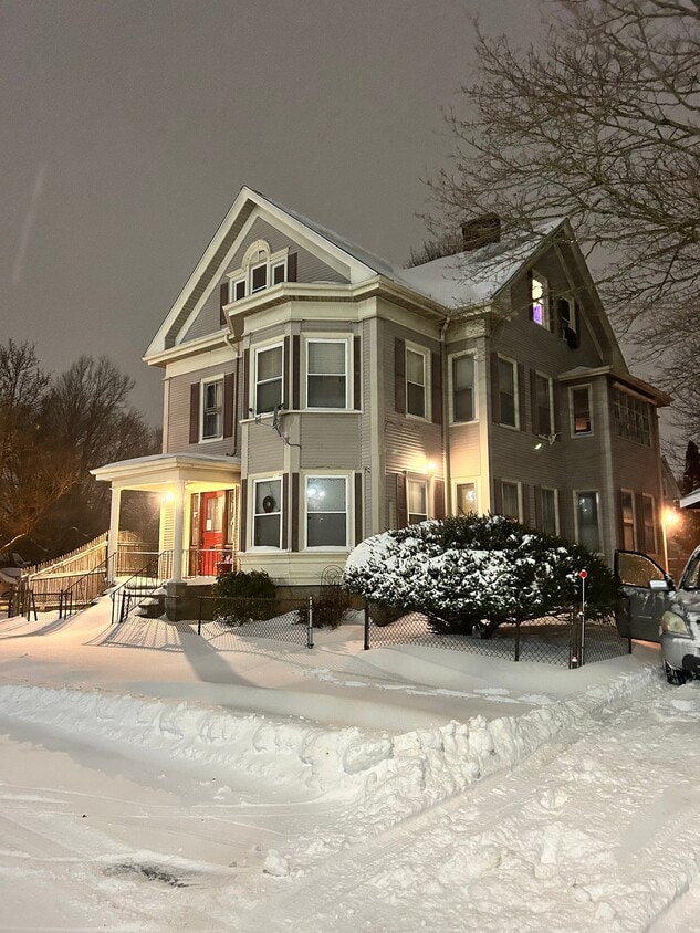 Photo - 139 North St (New Bedford, MA)