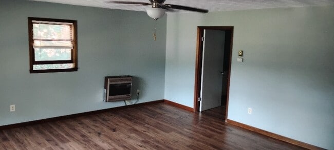 Building Photo - 139 Windy Oaks Rdg
