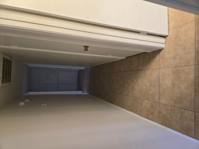 Foto del edificio - 1719 N Circle Dr