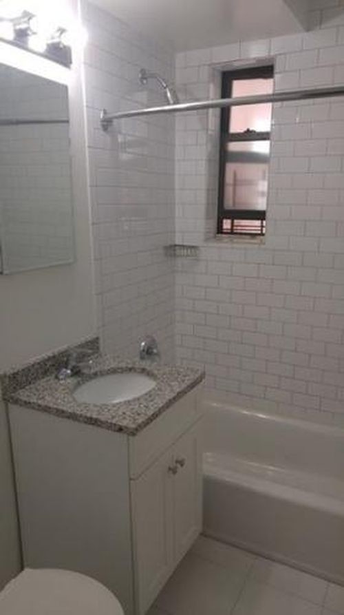 Foto del edificio - 10245 62nd Rd