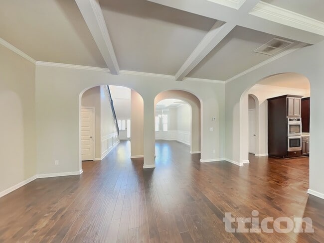 Building Photo - 68 Shenandoah Dr