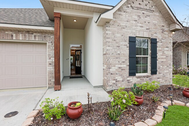 Foto del edificio - 2429 Bald Cypress Dr