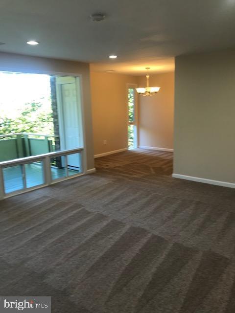 Foto principal - 7232 Donnell Pl