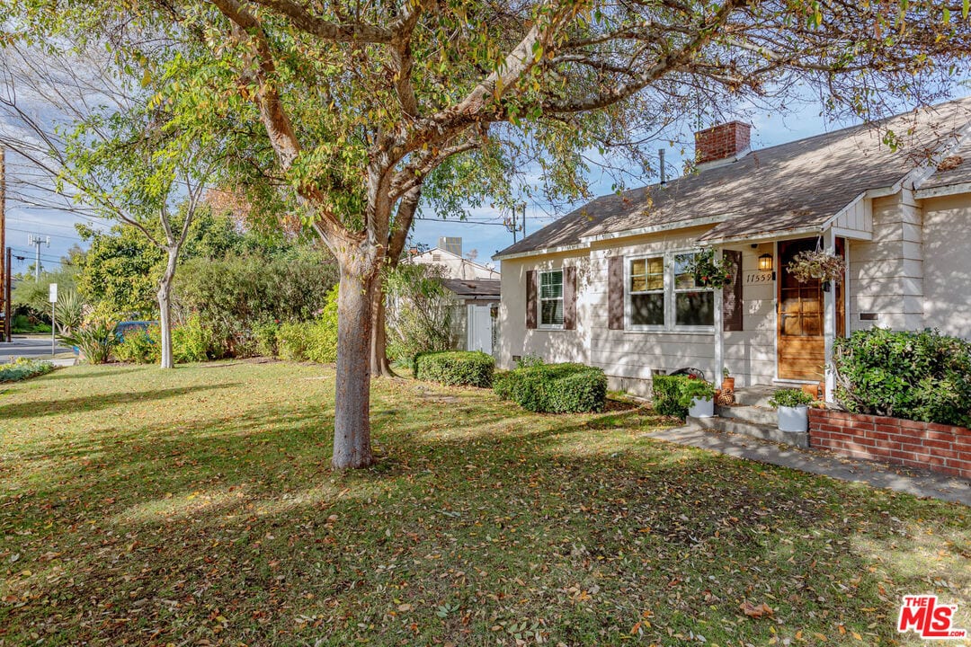 Foto principal - 11557 Cumpston St