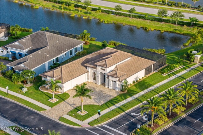 Building Photo - 8499 Serrano Cir