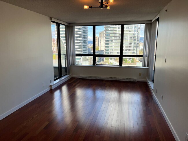 Building Photo - 1507-938 Smithe