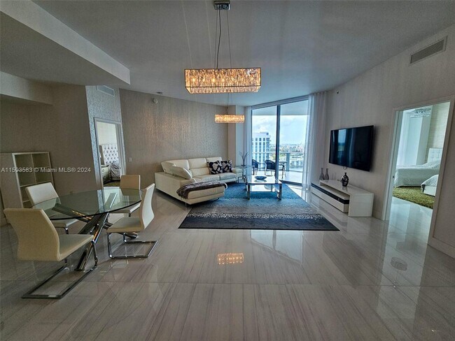 Foto del edificio - 17111 Biscayne Blvd