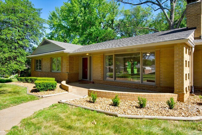 Foto del edificio - 16 Spoede Hills Dr