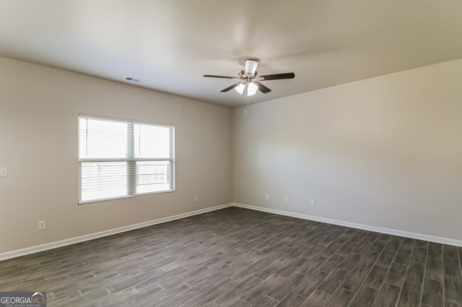 Building Photo - 6037 Heisler St