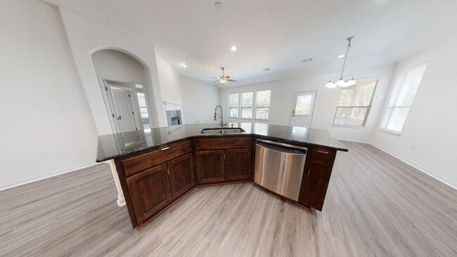 Building Photo - 301 Highland Horizon
