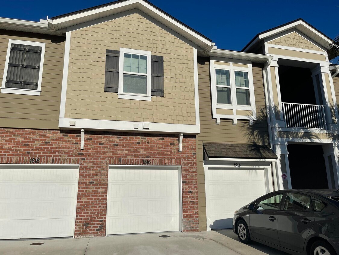 1816 Golden Lake Loop, St. Augustine, FL 32084 Townhome Rentals in St