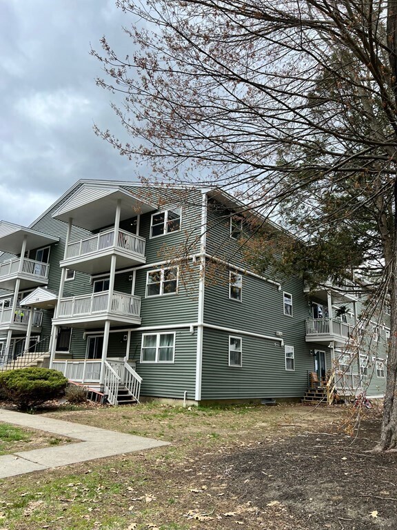 20 Abbey Rd Unit 306, Leominster, MA 01453 Apartment for Rent in
