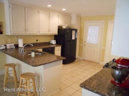 Building Photo - 3 br, 2 bath House - 1771 Julian Drive