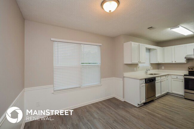 Building Photo - 3080 Raymonds Ct