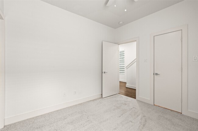 Foto del edificio - 9609 Marlive Ln