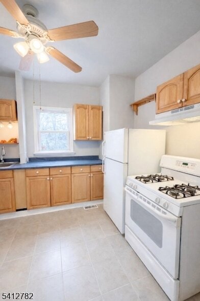 Building Photo - 10 Vannatta St