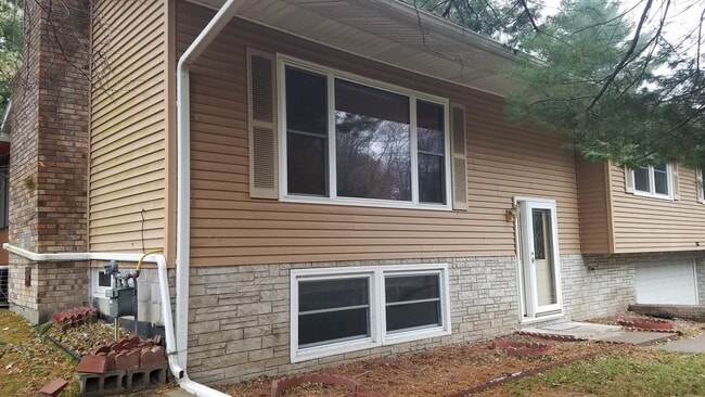 Building Photo - 3BR/2ba Single Family Home in Altoona - DOG FRIENDLY