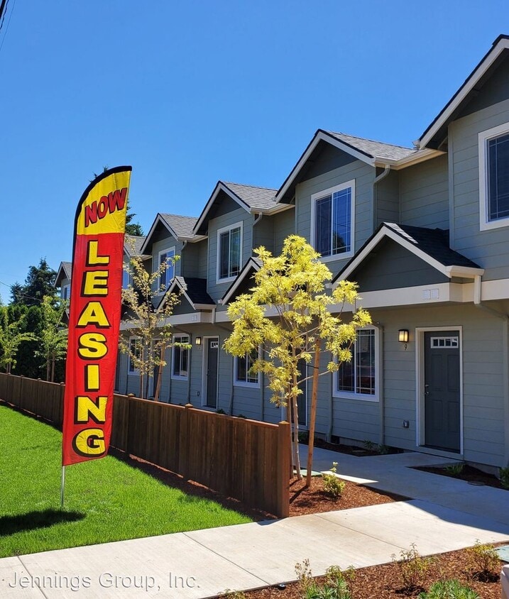 60 Owosso Dr, Eugene, OR 97404 Room for Rent in Eugene, OR