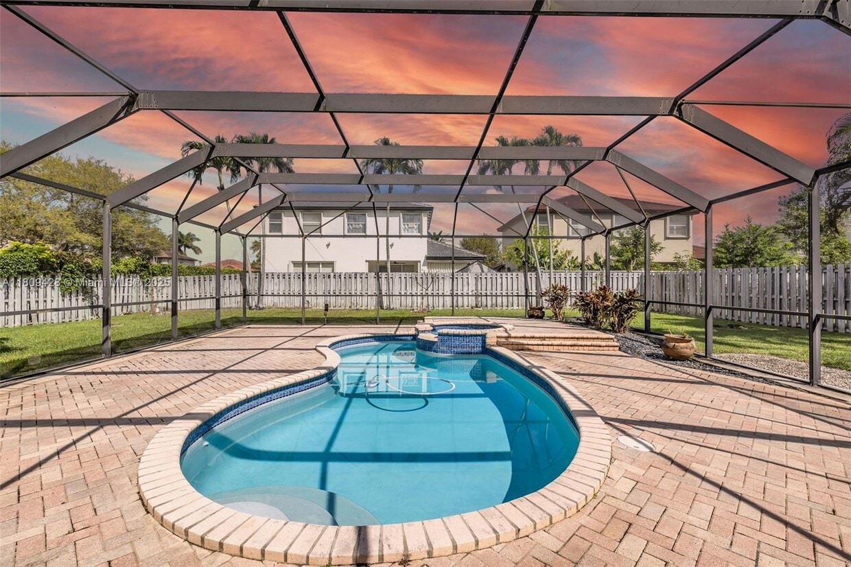 Primary Photo - 15991 SW 150th St