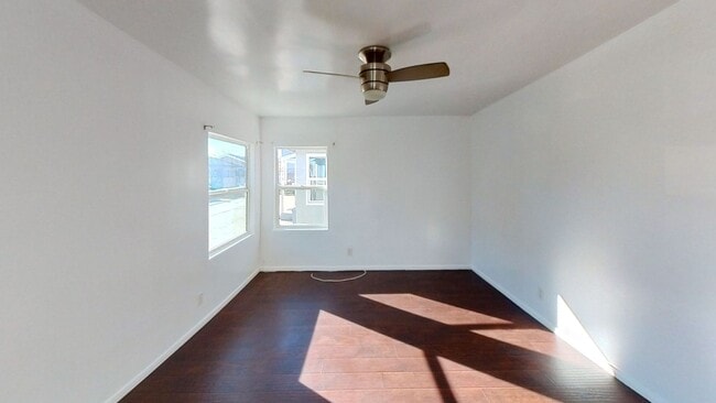 Building Photo - PRICE REDUCTION!! 1 Bed 1 Bath Unit In San...