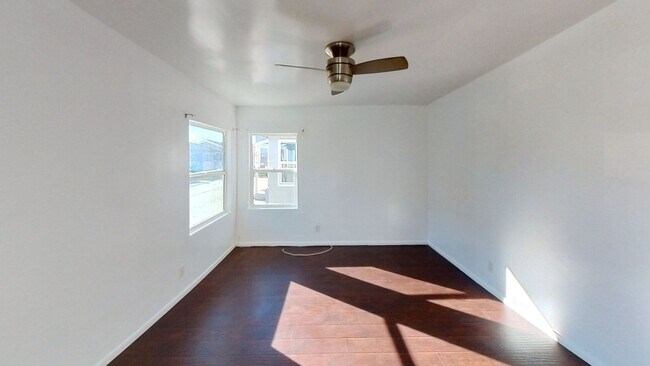 Foto del edificio - PRICE REDUCTION!! 1 Bed 1 Bath Unit In San...