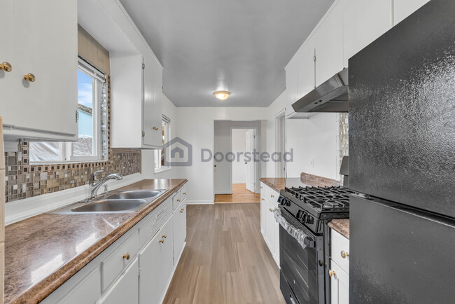 Foto del edificio - 2632 38th Ave
