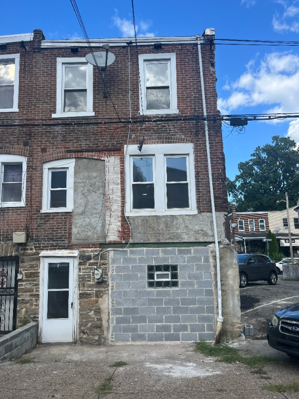 Foto del edificio - 4634 Fernhill Rd