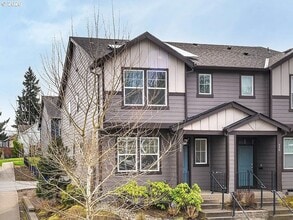Building Photo - 898 N 18th Ave
