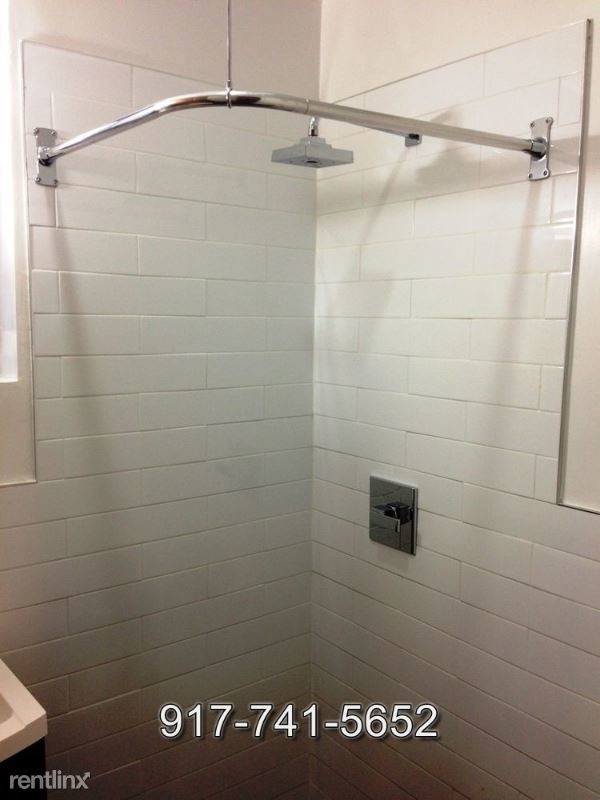Building Photo - 1 br, 1 bath Apartment - 489 Clinton Ave