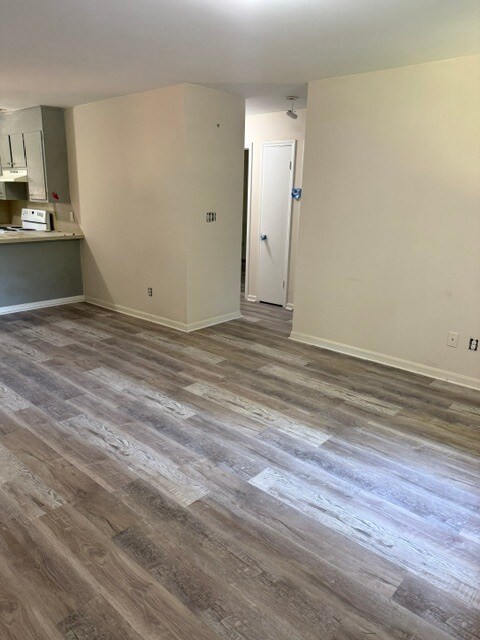 Building Photo - 162 Bodine Pl