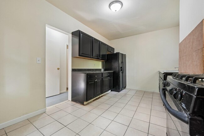 Building Photo - 414 Monastery Pl