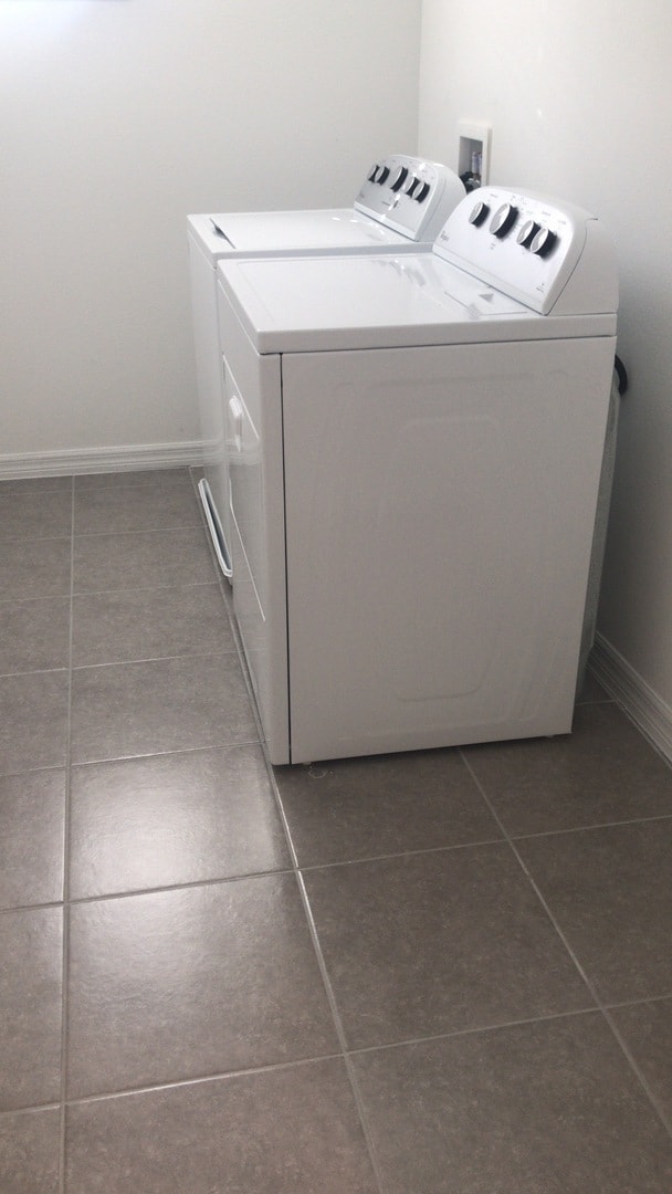 Building Photo - LARGE 4 Bedroom in Windermere !!! Close to DISNEY! TOP SCHOOLS!!